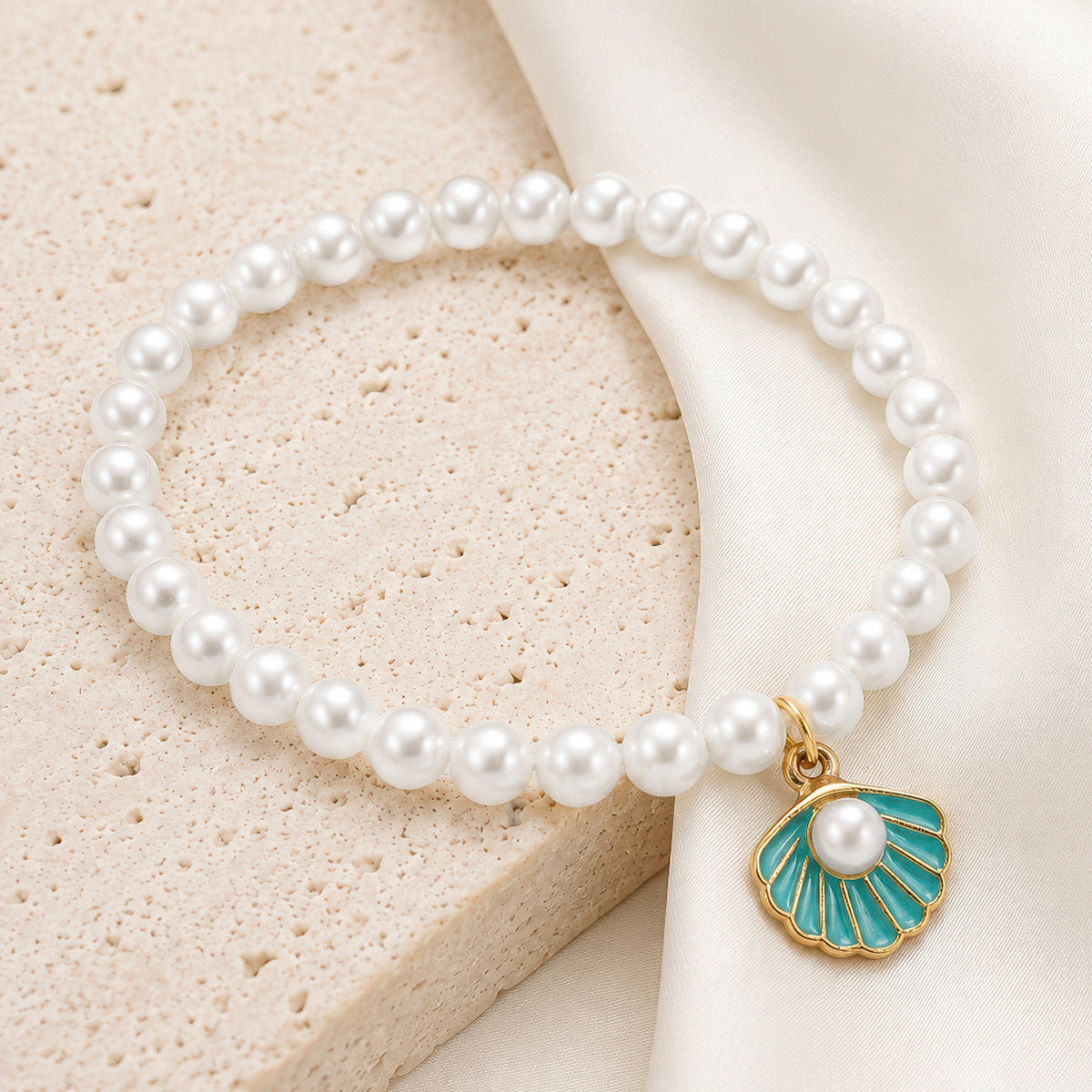 Desihi Bracelet Anti-Tarnish Seashell Pearl (Adjustable Size)