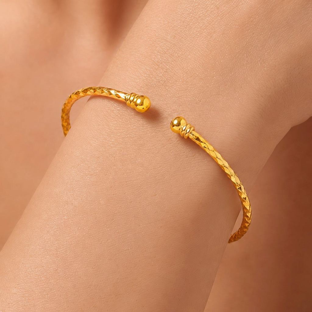 Desihi Bracelet Anti-Tarnish Gold Plated Textured Open Bangle (Adjustable Size)
