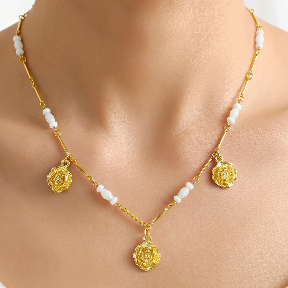 Desihi Necklace Anti-Tarnish Rose Flower Charm