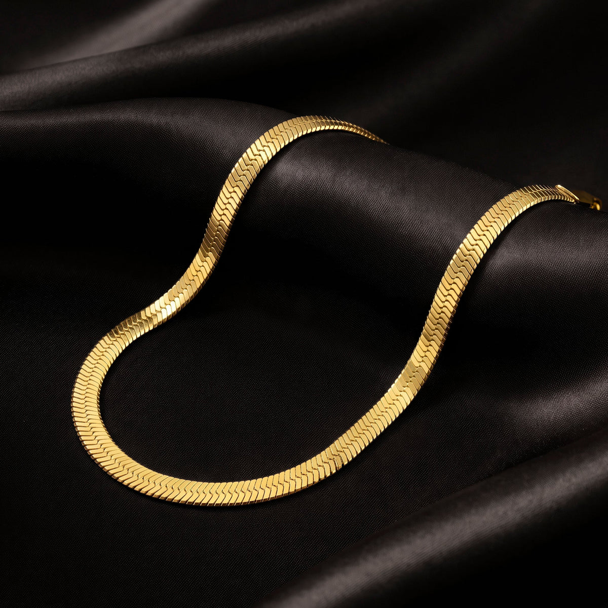 Desihi Bracelet Anti-Tarnish Gold Plated Chain (Adjustable Size)