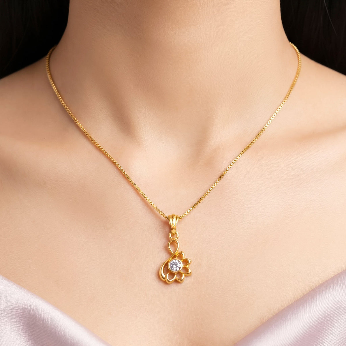 Desihi Necklace Anti-Tarnish Infinity Floral Chain