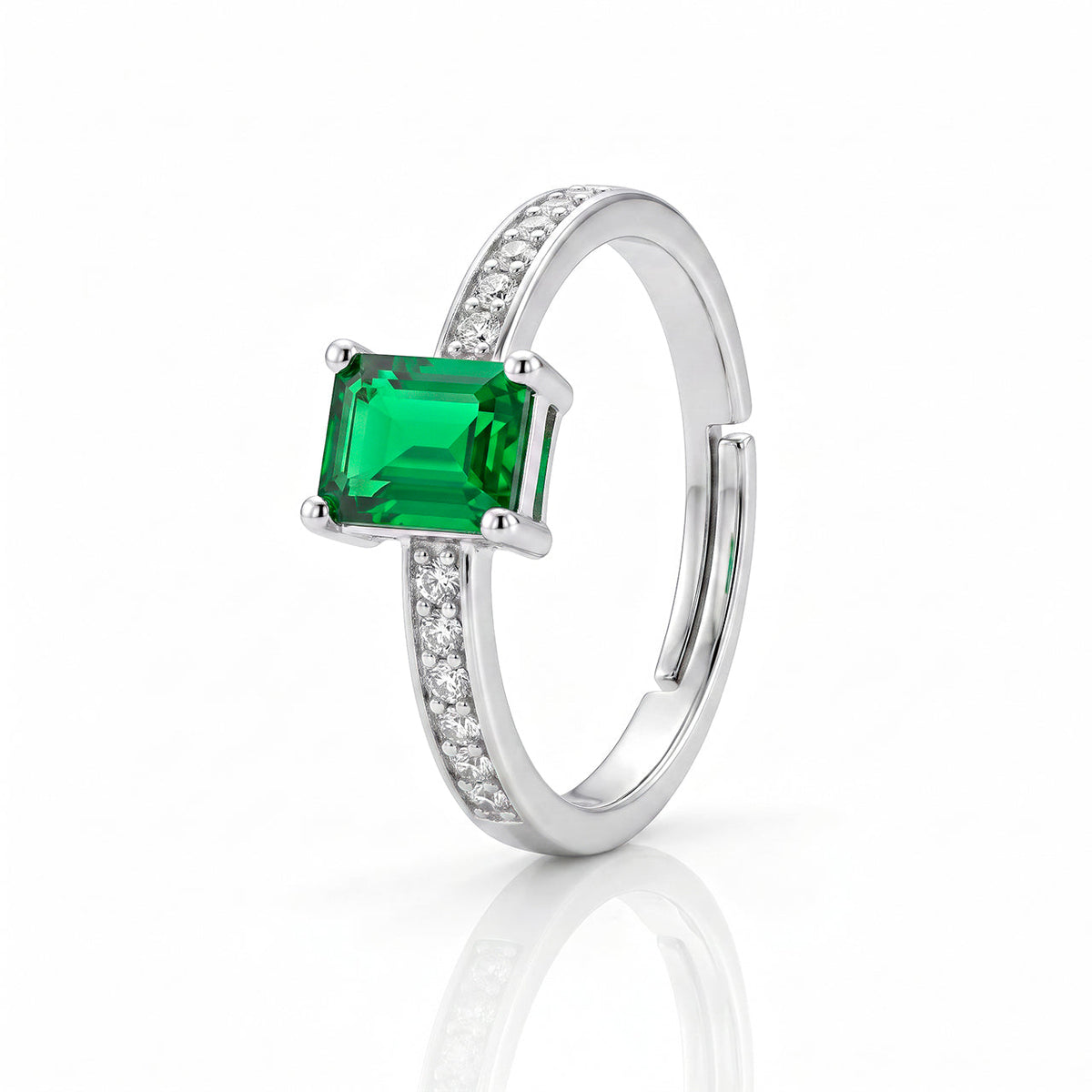 Desihi Ring Anti-Tarnish Emerald Green Crystal (Adjustable Size)