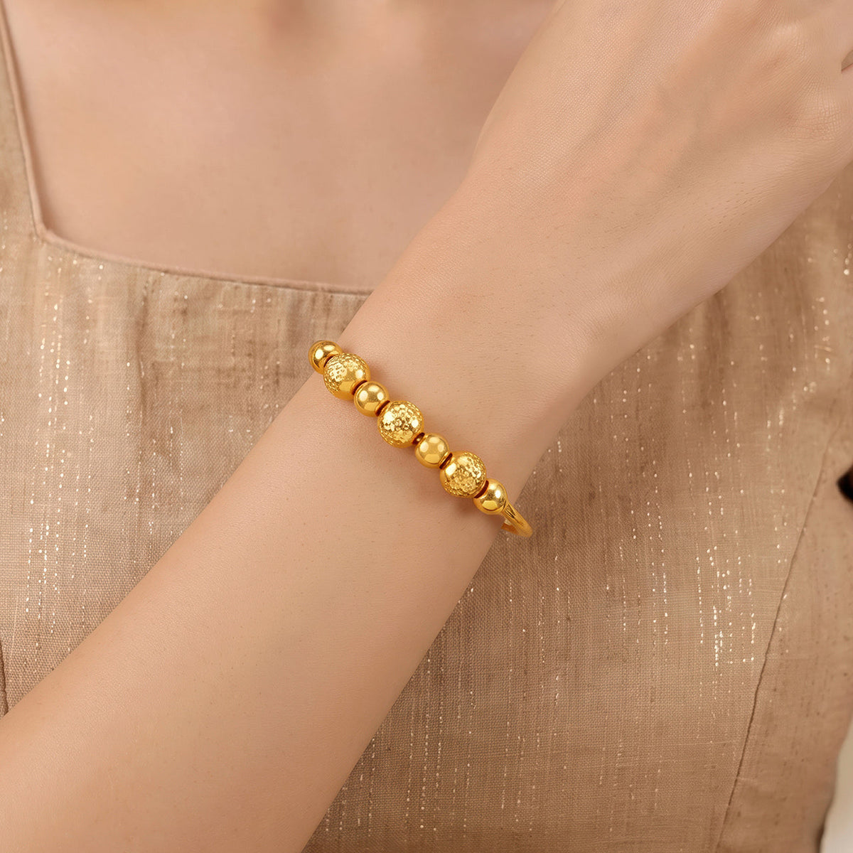 Desihi Bracelet Anti-Tarnish Twisted Bead Bangle (Adjustable Size)