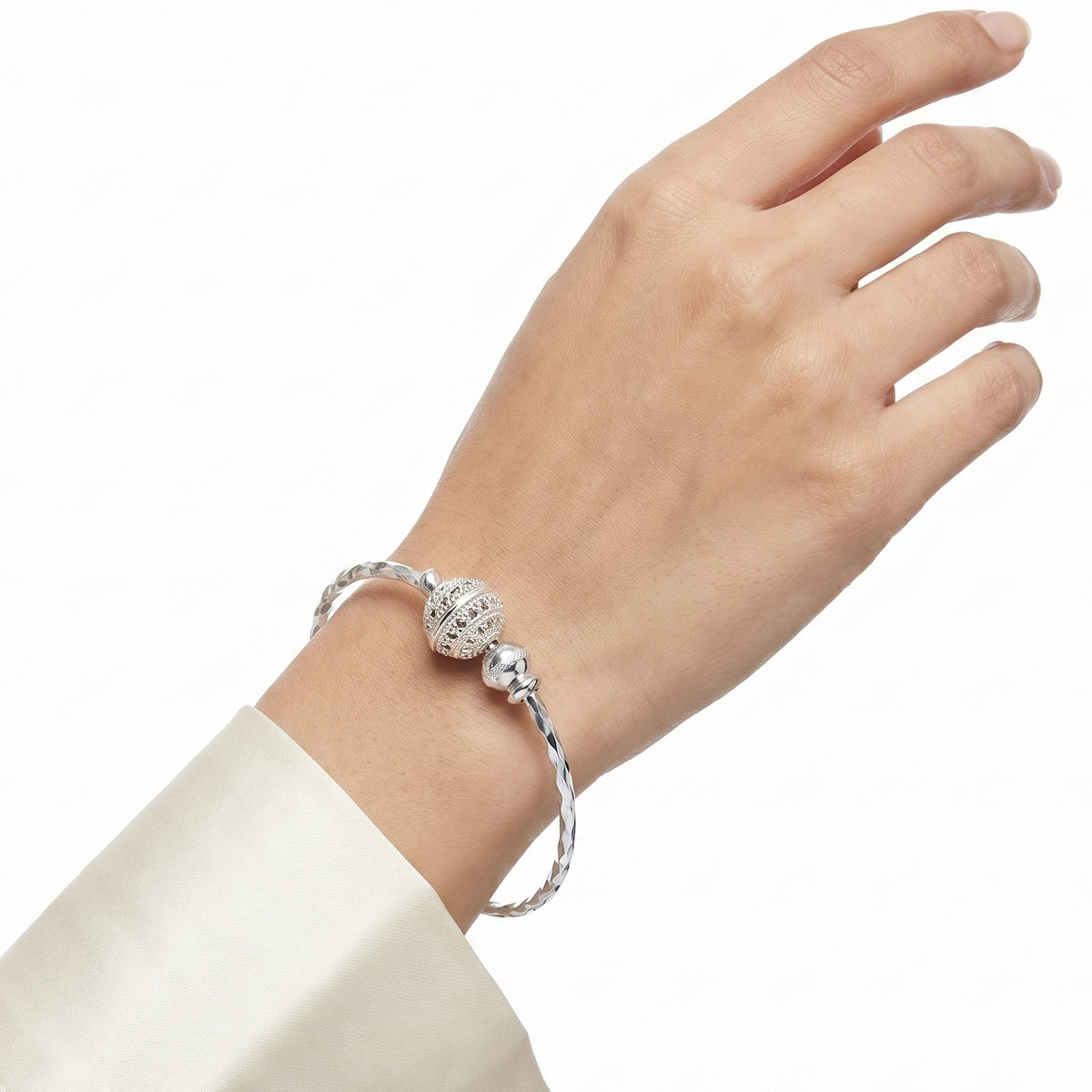 Desihi Bracelet Anti-Tarnish Textured Silver Bangle (Adjustable Size)